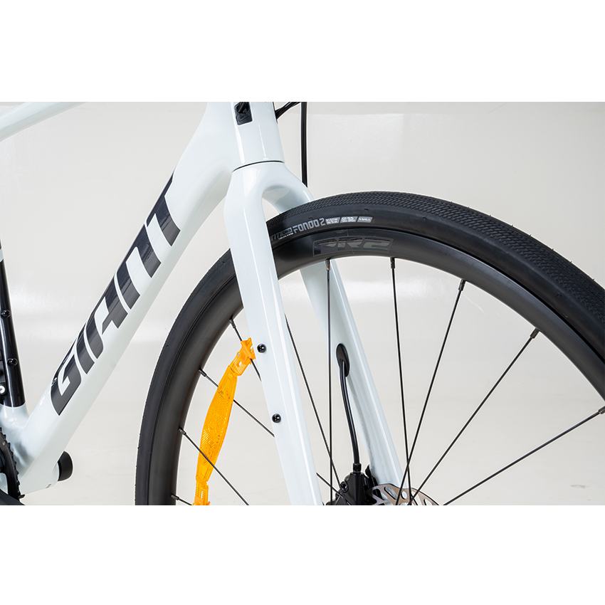 2026_FastroadADVAR1A_White_18