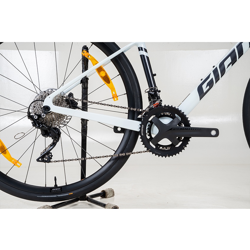 2026_FastroadADVAR1A_White_3