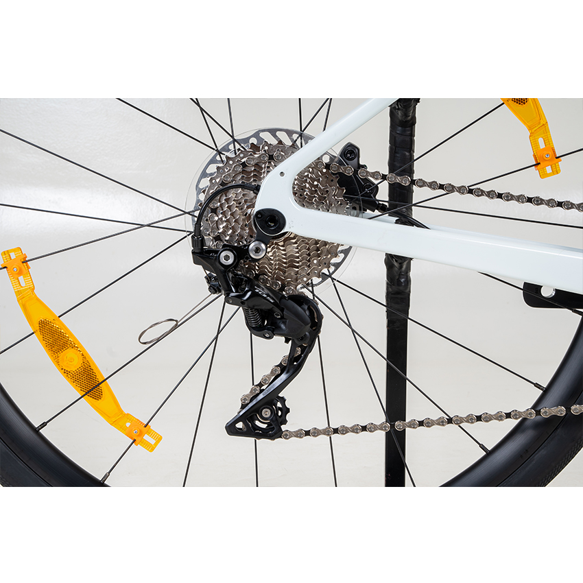 2026_FastroadADVAR1A_White_4