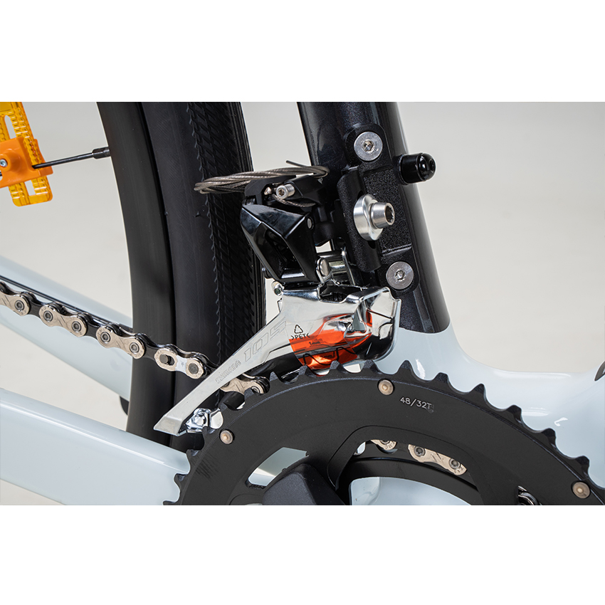 2026_FastroadADVAR1A_White_5