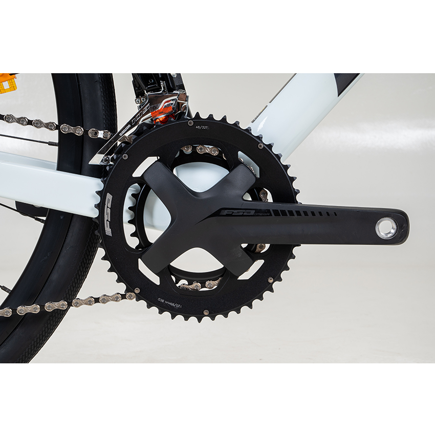 2026_FastroadADVAR1A_White_6